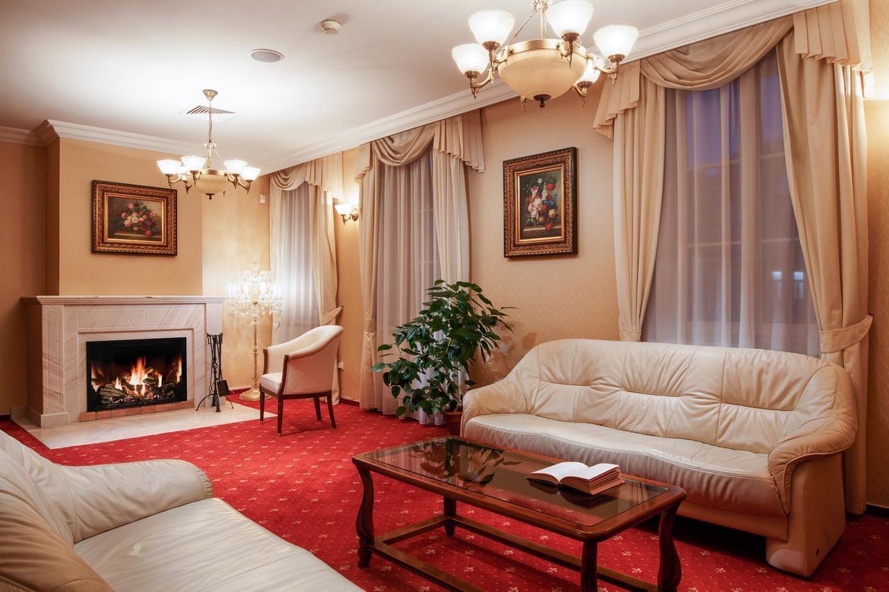 קרלובי וארי Lazensky Hotel Moskevsky Dvur מראה חיצוני תמונה