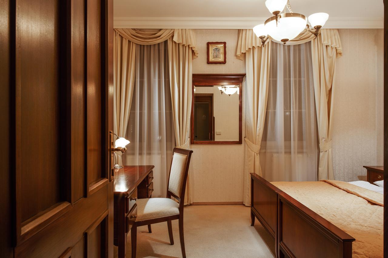 קרלובי וארי Lazensky Hotel Moskevsky Dvur מראה חיצוני תמונה