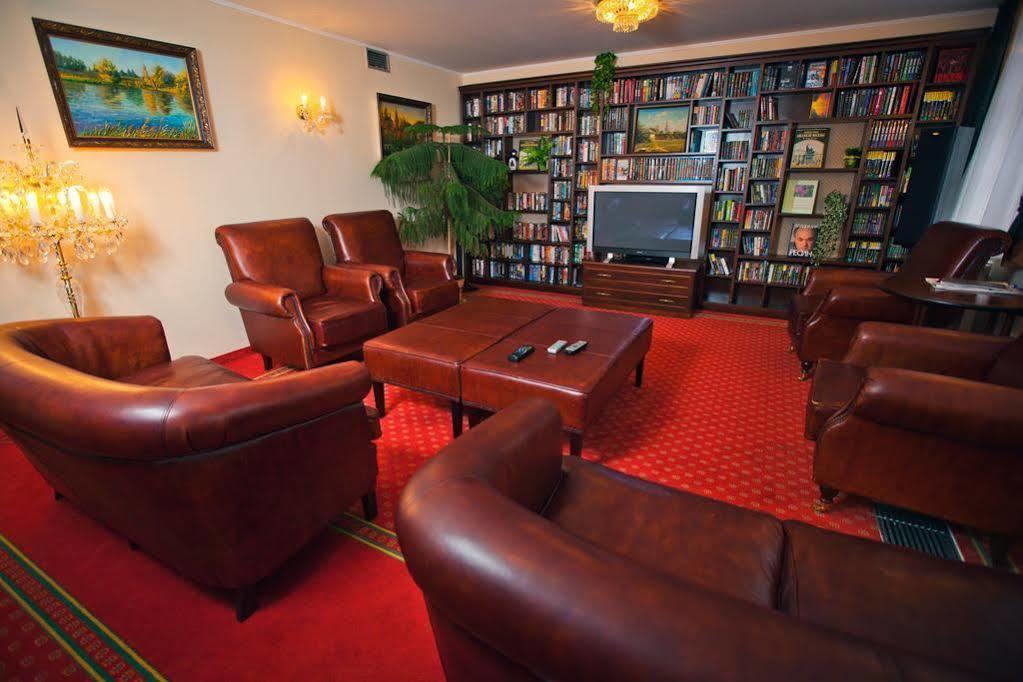 קרלובי וארי Lazensky Hotel Moskevsky Dvur מראה חיצוני תמונה