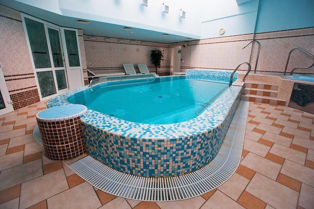 קרלובי וארי Lazensky Hotel Moskevsky Dvur מראה חיצוני תמונה