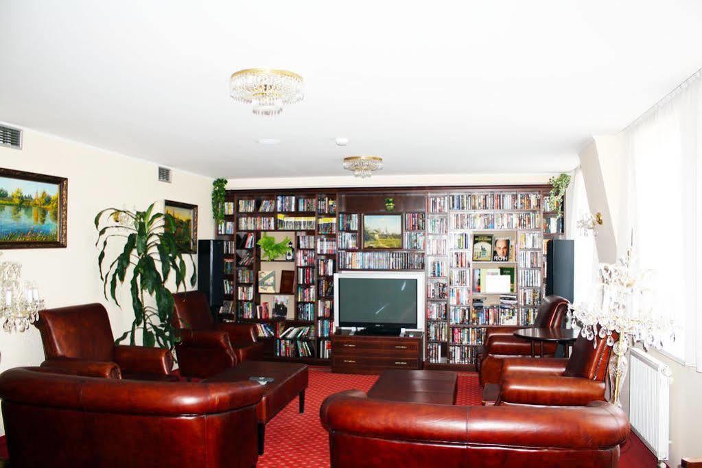 קרלובי וארי Lazensky Hotel Moskevsky Dvur מראה חיצוני תמונה